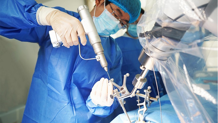 骨科手术机器人PL300B智能定位 骨科手术机器人PL300B智能定位