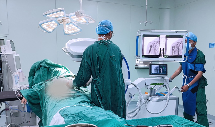 骨科手术C臂机在瑞丽市人民医院 骨科手术C臂机在瑞丽市人民医院