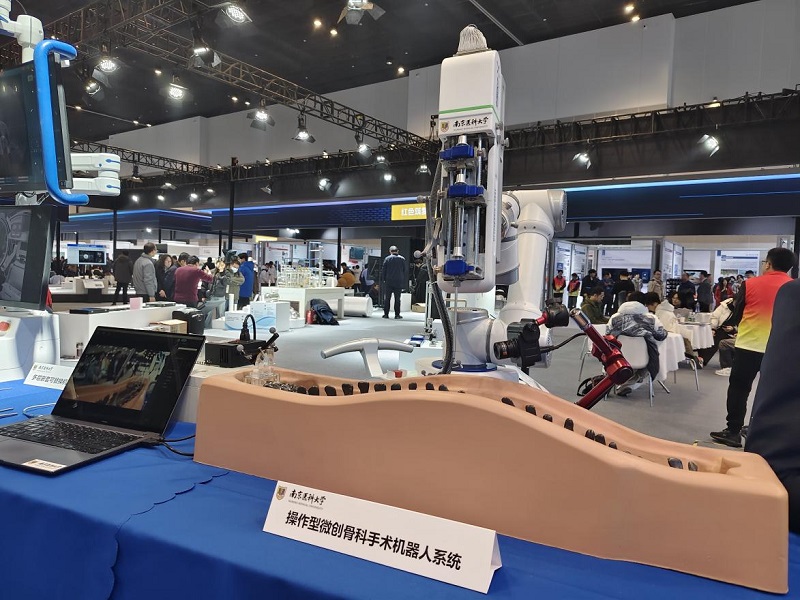 操作型骨科手术机器人如何实现微创操作 操作型骨科手术机器人如何实现微创操作